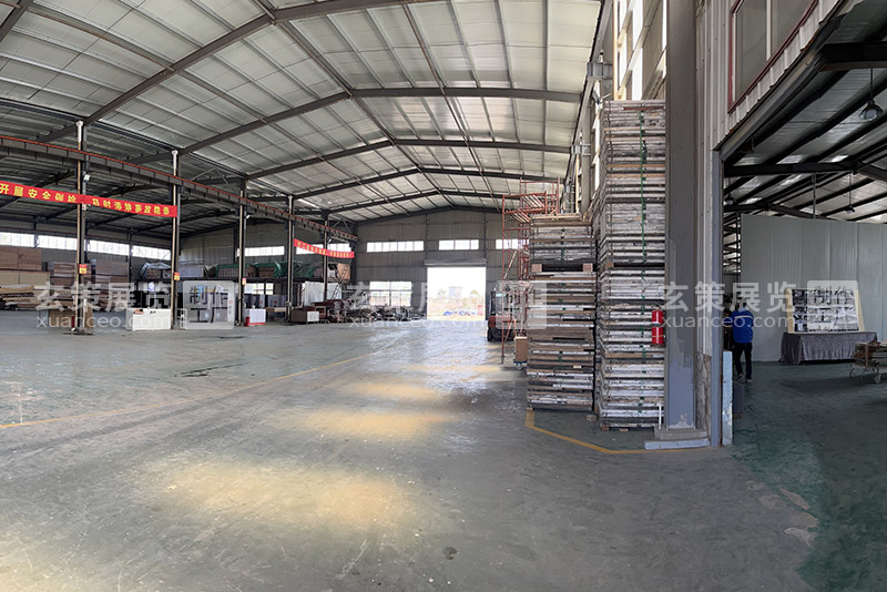 91免费看片视频展覽工廠車間內部